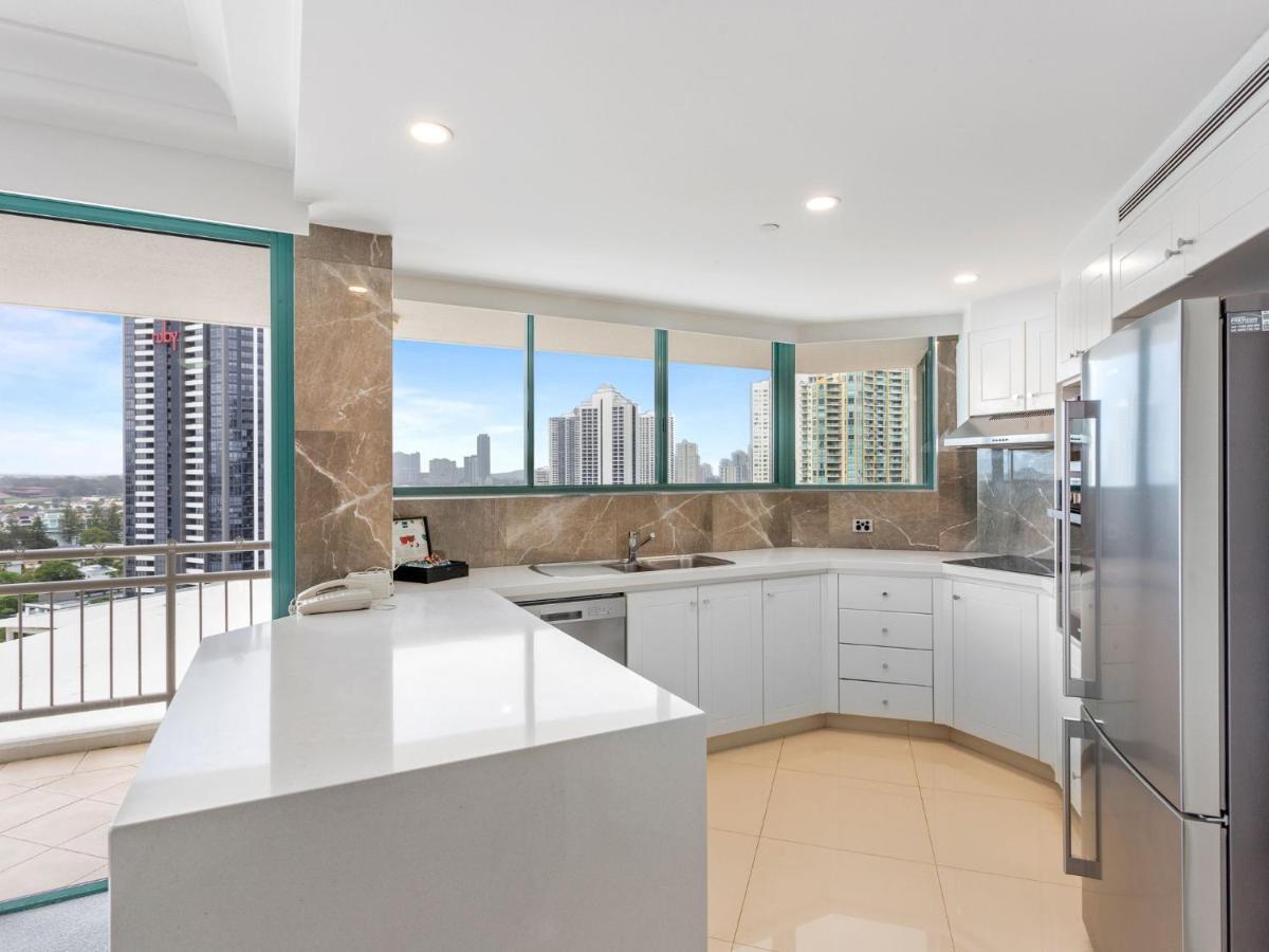 Crown Towers Superior 3 Bedroom Apartment - Coasthm Голд-Кост Экстерьер фото