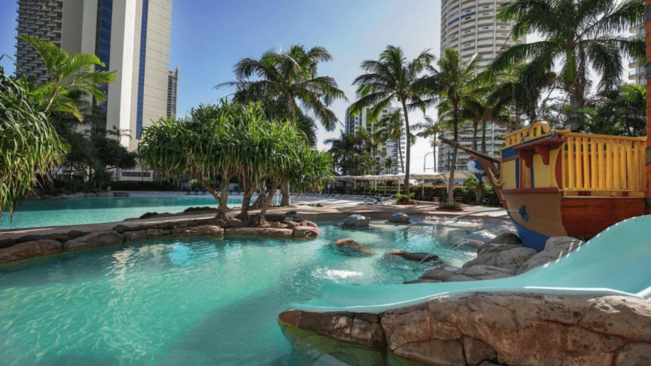 Crown Towers Superior 3 Bedroom Apartment - Coasthm Голд-Кост Экстерьер фото